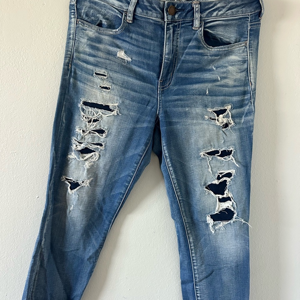 American Eagle Outfitters Blue ankle Jeans Distressed